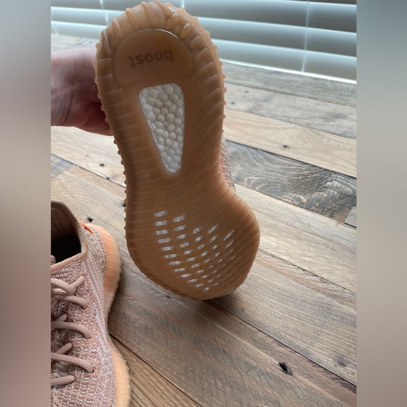 Yeezy Boost 350 - Picture 5 of 10